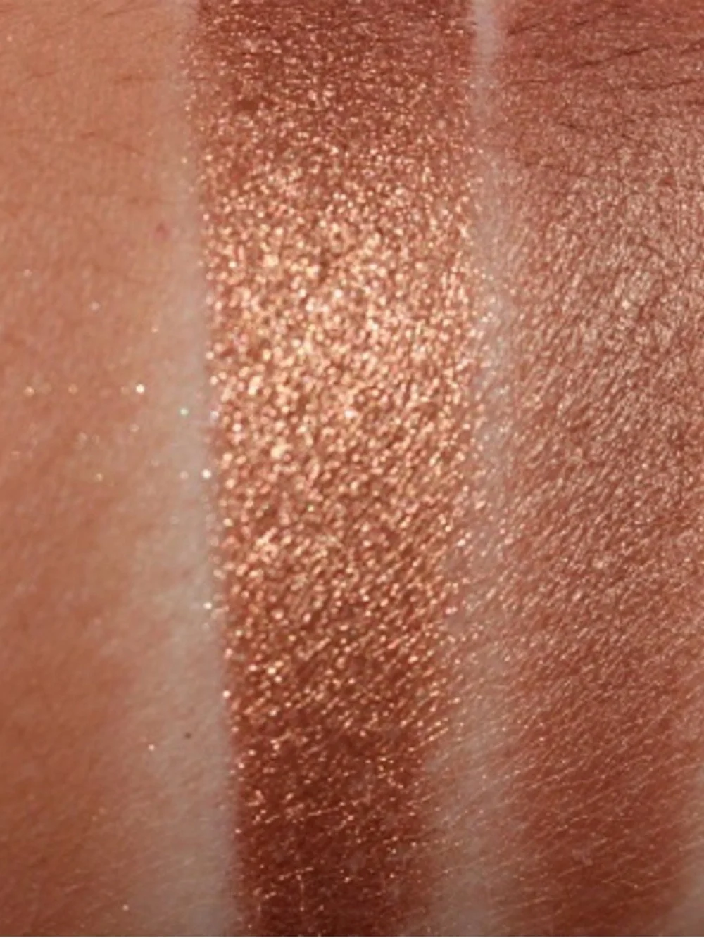 NWOT Glossier Monochromes Essential Eyeshadow in Teak